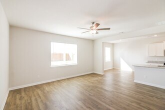 409 Sunny Highlands Dr in Katy, TX - Building Photo - Building Photo