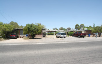 1321 N Palo Verde Blvd in Tucson, AZ - Foto de edificio - Building Photo