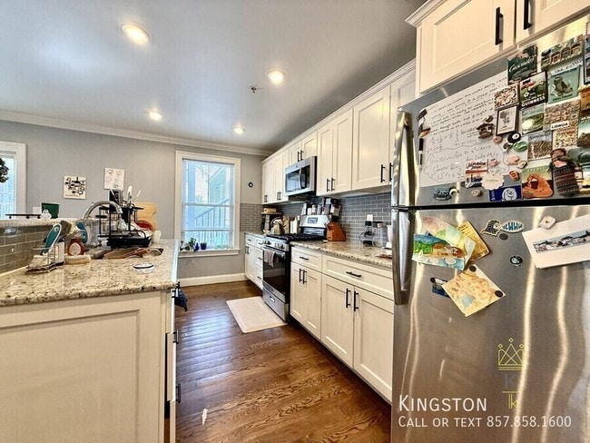 property at 8 Nira Ave