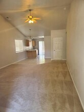 1170 Viceroy Dr in Chico, CA - Building Photo - Building Photo