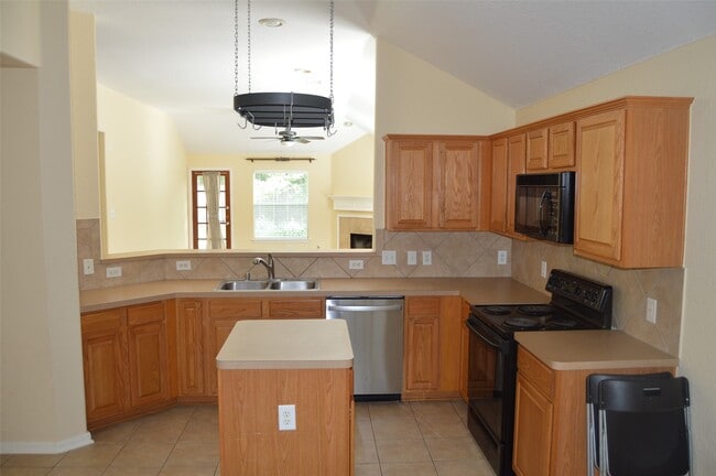 property at 18011 Rose Hill Park Ln