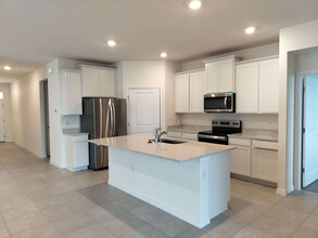 3132 Canopy Oak Blvd in Wildwood, FL - Foto de edificio - Building Photo