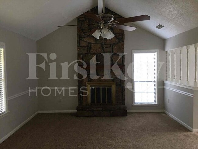 4884 Walden Glen St in Memphis, TN - Building Photo - Building Photo