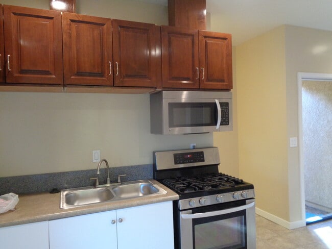 4953 Campanile Dr in San Diego, CA - Building Photo - Building Photo