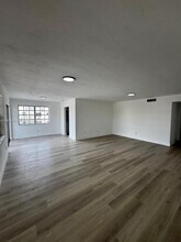 11840 NE 19th Dr in North Miami, FL - Building Photo - Building Photo