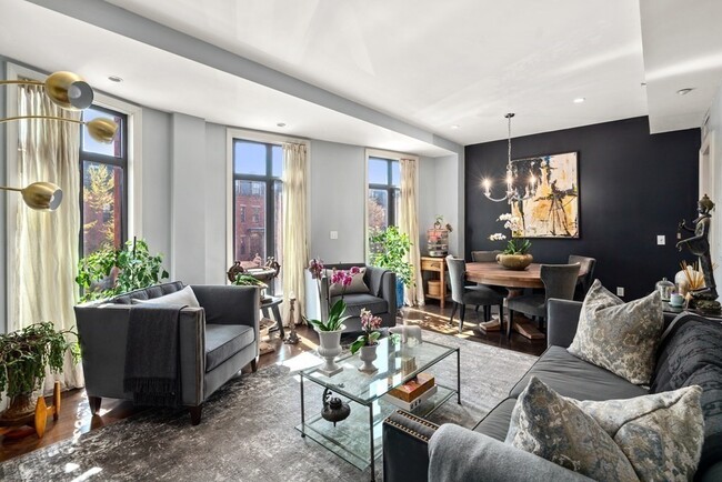 424 Massachusetts Ave, Unit 302 in Boston, MA - Building Photo - Building Photo
