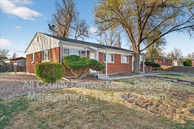 69 Del Mar Cir in Aurora, CO - Building Photo - Building Photo