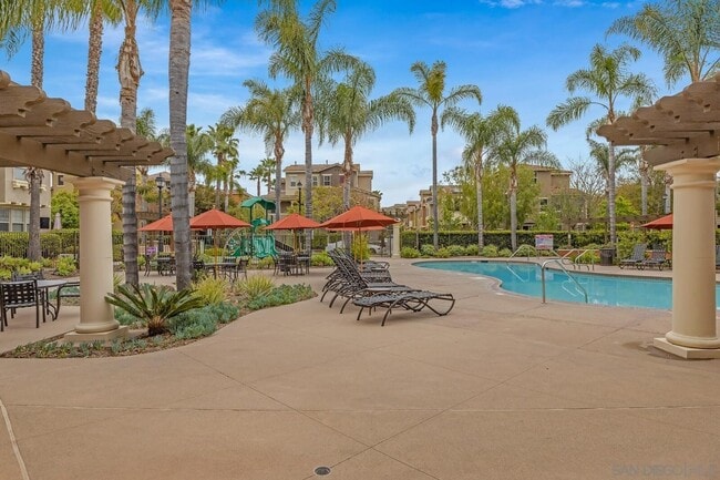 1828 Olive Green St, Unit 2 in Chula Vista, CA - Building Photo - Building Photo