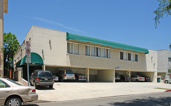 439 S LE DOUX Rd in Los Angeles, CA - Foto de edificio - Building Photo