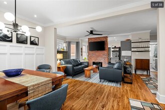 383 Summer St, Unit Summer Street Apartment in Buffalo, NY - Foto de edificio - Building Photo