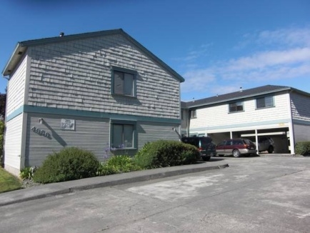 4966 Valley East Blvd in Arcata, CA - Building Photo