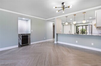 16380 Kelly Cove Dr in Ft. Myers, FL - Foto de edificio - Building Photo