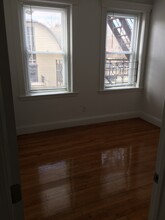 33 Kilmarnock St, Unit 11 in Boston, MA - Building Photo - Building Photo