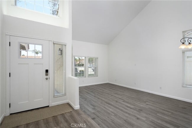8608 Oakthorn Cir in Riverside, CA - Building Photo - Building Photo