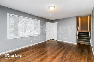 4900 N Sycamore Dr in Kansas City, MO - Foto de edificio - Building Photo