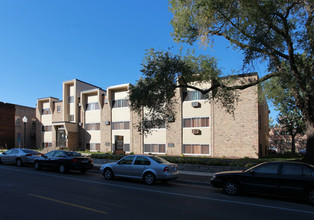 Midtown Plaza Apartments in Minneapolis, MN - Building Photo - Building Photo