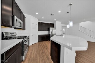 4287 Paragon Highlands Ave in Las Vegas, NV - Building Photo - Building Photo