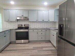 407 Hemlock St in Van Buren, AR - Building Photo - Building Photo