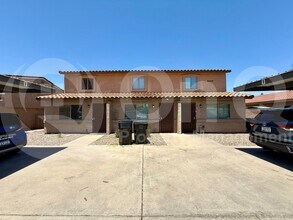 6206 E Glencove St in Mesa, AZ - Foto de edificio - Building Photo
