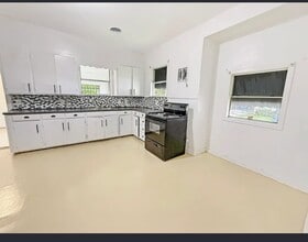 1500 Avenue C in Beaumont, TX - Foto de edificio - Building Photo