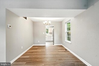 1061 Berkley Dr in Sykesville, MD - Building Photo - Building Photo