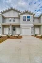 1512 Farragut Way in Pensacola, FL - Building Photo