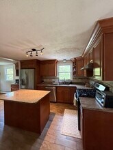 72 Grassland St in Lexington, MA - Building Photo - Building Photo