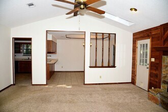 822 St Joseph Cove in Niceville, FL - Building Photo - Building Photo