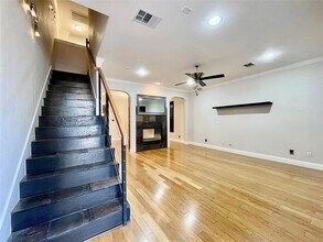 5035 Mission Ave in Dallas, TX - Building Photo - Building Photo