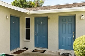 2711 South Dr in Clearwater, FL - Building Photo - Building Photo