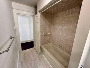 25 N Colorado Ave in Indianapolis, IN - Foto de edificio - Building Photo