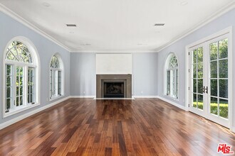 1357 Schuyler Rd in Beverly Hills, CA - Building Photo - Building Photo