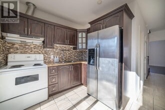 1111 Gerrard St E in Toronto, ON - Building Photo - Building Photo