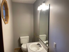 405 E Jackson St in Ozark, MO - Building Photo - Building Photo