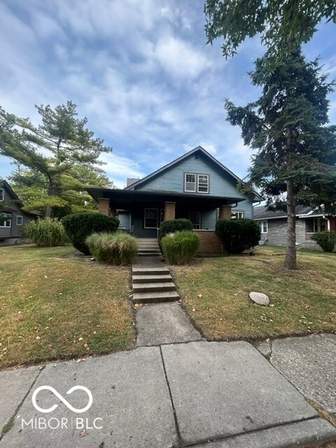 811 Dequincy St in Indianapolis, IN - Building Photo