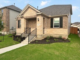 212 Flowers Ave in Hutto, TX - Building Photo