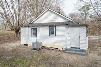 916 Gay St in Henderson, NC - Building Photo - Building Photo