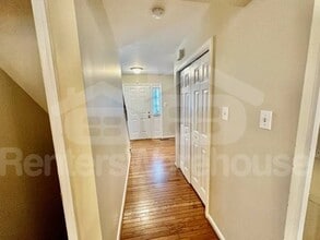 5015 Middlesmoor Ct in Ellicott City, MD - Building Photo - Building Photo