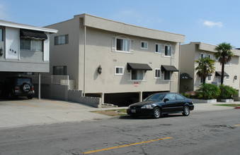 Providencia Palms in Burbank, CA - Building Photo - Building Photo