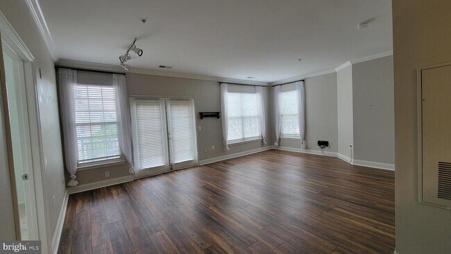 3009 Nicosh Cir in Falls Church, VA - Building Photo - Building Photo