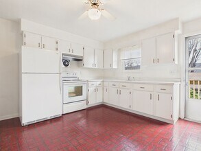 904 Mount Pleasant Rd in Dauphin, PA - Building Photo - Building Photo