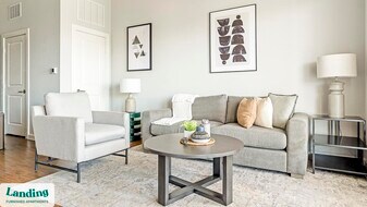 4300 Cromwell Dr, Unit 1304 in Kyle, TX - Building Photo