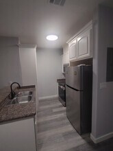 2227 US Highway 281, Unit A1 in Brownsville, TX - Building Photo - Building Photo