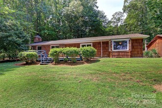 166 Lakeview Shores Loop in Mooresville, NC - Building Photo - Building Photo