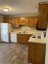 111 Gail St in Oak Grove, KY - Building Photo - Building Photo