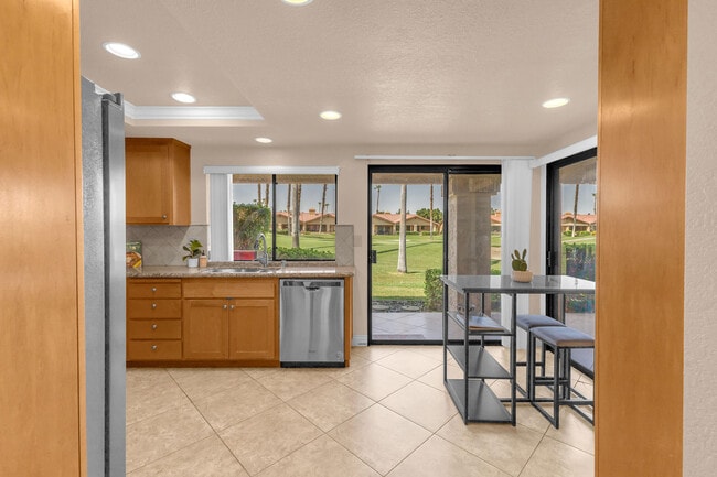 168 Cam Arroyo S in Palm Desert, CA - Building Photo - Building Photo