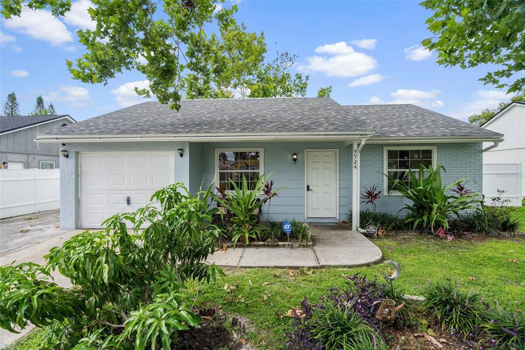 7724 Arlight Dr in New Port Richey, FL - Building Photo