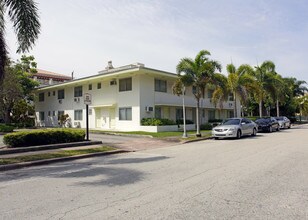 260 Navarre Ave in Coral Gables, FL - Building Photo - Building Photo