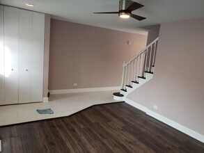 2142 Rugen Rd in Glenview, IL - Building Photo - Building Photo