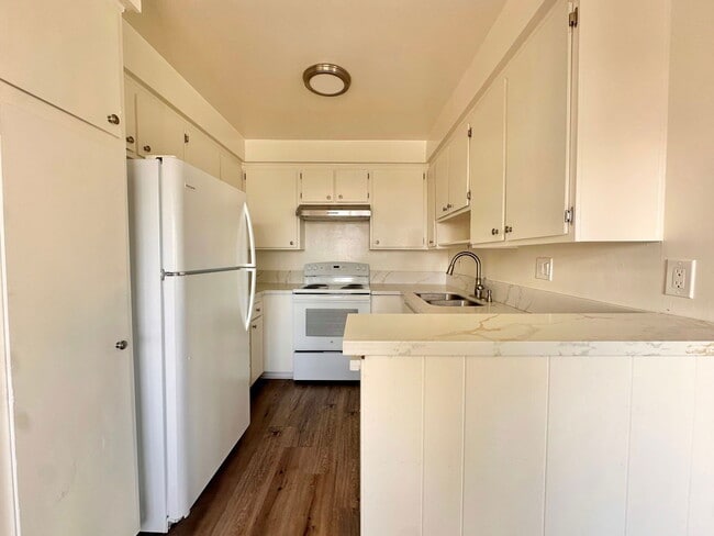 1226 Larrabee St in West Hollywood, CA - Building Photo - Building Photo